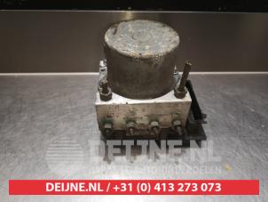 Nissan Primera ABS Pumpe O337586 foto 3