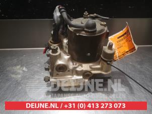 Nissan Micra ABS pump O337503 photo 3
