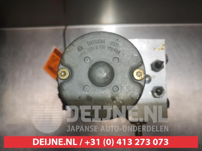 Gebruikte ABS Pomp Nissan Micra (K11) 1.0 16V Prijs € 35,00 Margeregeling aangeboden door V.Deijne Jap.Auto-onderdelen BV