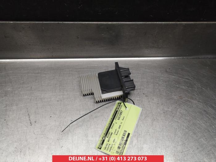 Toyota Avensis Verso Kachel Weerstand O368381