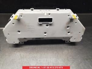 Lexus CT 200h Tacho - Kombiinstrument KM O304715 foto 2