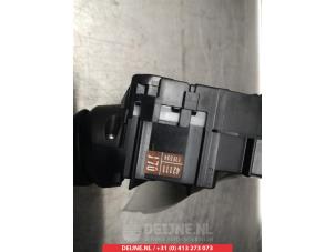 Lexus CT 200h Light switch O307043 photo 2