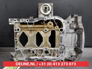 Gebruikte Carterpan Mitsubishi Outlander (GF/GG) 2.0 16V 4x2 Prijs € 35,00 Margeregeling aangeboden door V.Deijne Jap.Auto-onderdelen BV