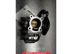 Gebruikte Gasklephuis Hyundai i20 1.2i 16V Prijs € 25,00 Margeregeling aangeboden door V.Deijne Jap.Auto-onderdelen BV