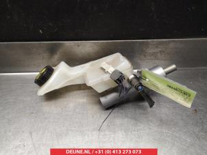 Gebruikte Hoofdremcilinder Mazda 3 Sport (BL14/BLA4/BLB4) 1.6i MZR 16V Prijs op aanvraag aangeboden door V.Deijne Jap.Auto-onderdelen BV