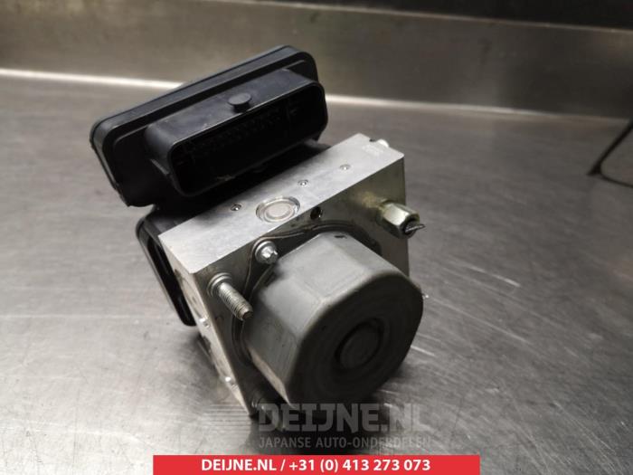 Nissan Micra ABS Pomp O337707
