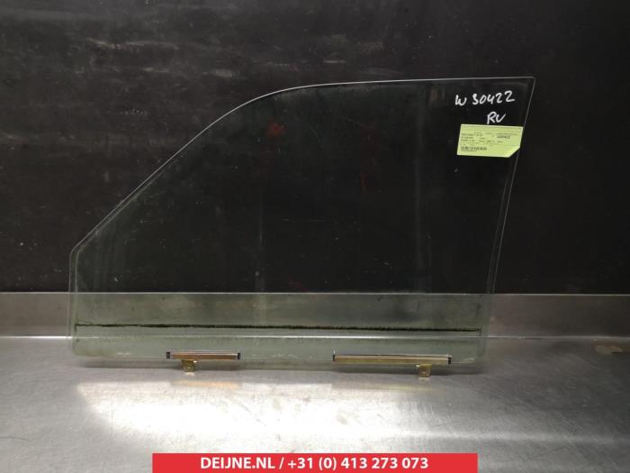 Mitsubishi Pajero Portierruit 4Deurs rechts-voor O274971
