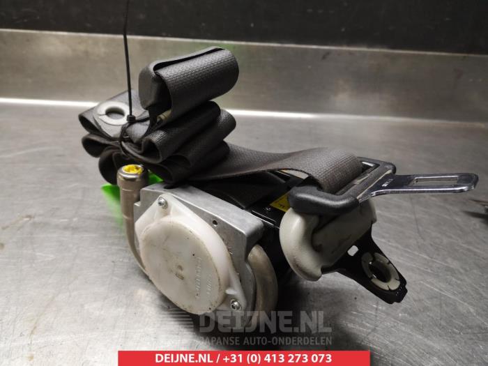 Toyota Avensis Verso Sicherheitsgurt links vorne O314938