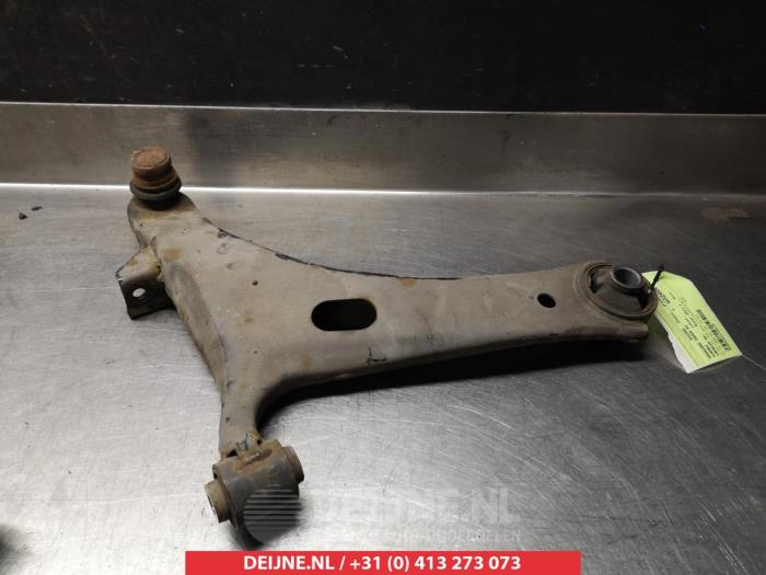 Subaru Impreza Querlenker unten rechts vorne O382288