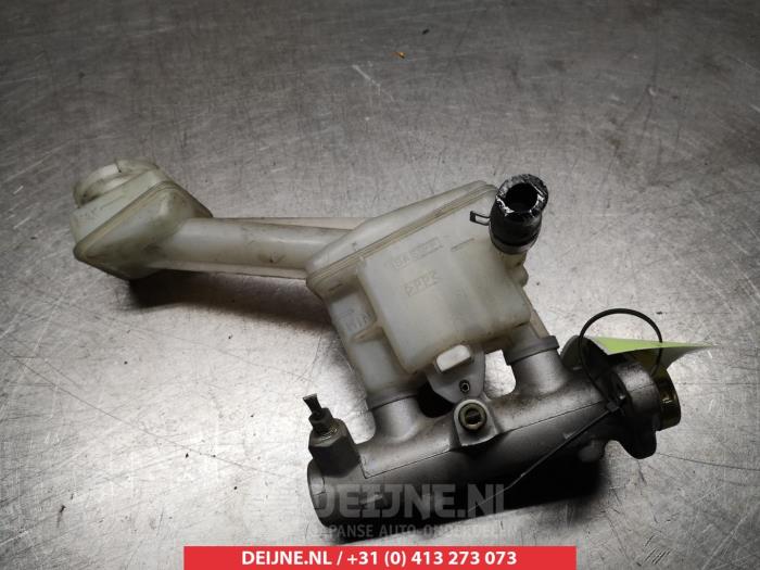 Nissan X-Trail Hoofdremcilinder O336602
