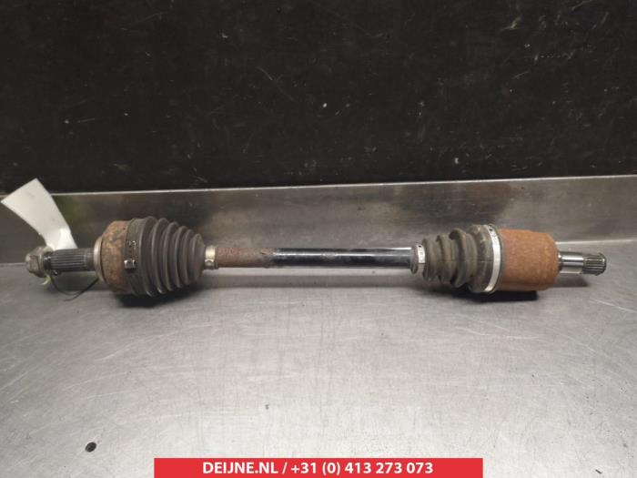 Gebruikte Steekas links-voor Honda Jazz (GE6/GE8/GG/GP) 1.2 VTEC 16V Prijs € 50,00 Margeregeling aangeboden door V.Deijne Jap.Auto-onderdelen BV