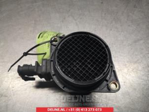 Gebruikte Luchthoeveelheidsmeter Hyundai i20 (GBB) 1.1 CRDi VGT 12V Prijs € 25,00 Margeregeling aangeboden door V.Deijne Jap.Auto-onderdelen BV