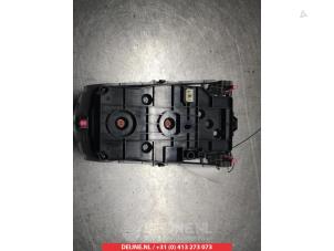 Toyota Yaris Kachel Bedieningspaneel O306340 foto 2