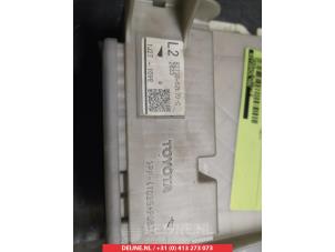 Toyota Verso-S Fuse box O350369 photo 2