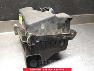 Toyota Verso Luftfiltergehäuse O357385 foto 3
