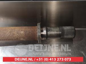 Nissan Primera Aandrijfas rechts-voor O319259 foto 4