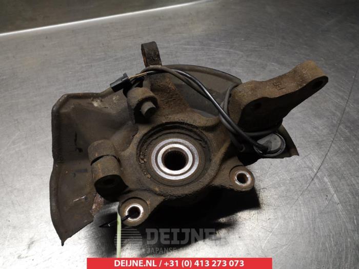 Hyundai Trajet Knuckle, front left O322383