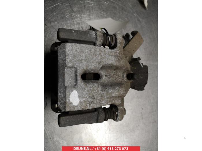 Suzuki SX-4 Bremszange links hinten O376540