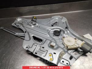 Kia Magentis Window mechanism 4-door, front right O276726 photo 2