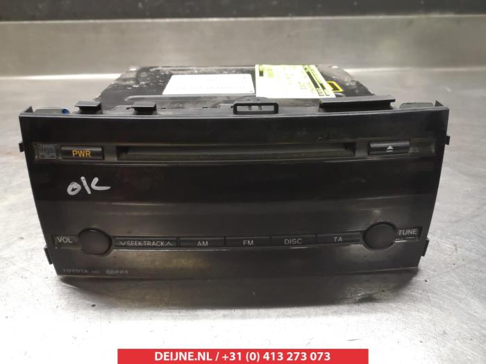 Toyota Prius Radio O313426