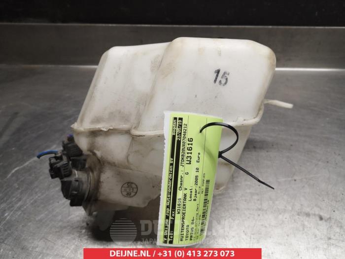 Toyota Prius Ruitensproeiertank voor O340829