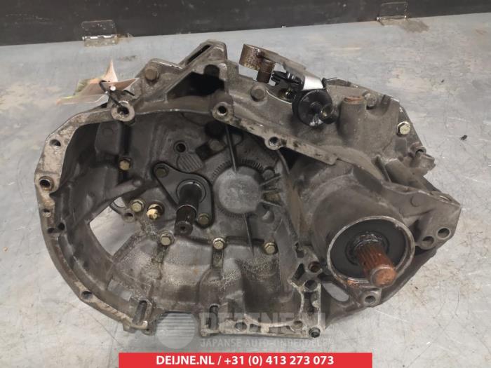 Mitsubishi Carisma Gearbox O372522