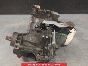 Mitsubishi Carisma Getriebe O372522 foto 2