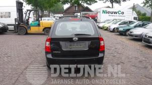 Kia Carens Heckklappe O296185 foto 2
