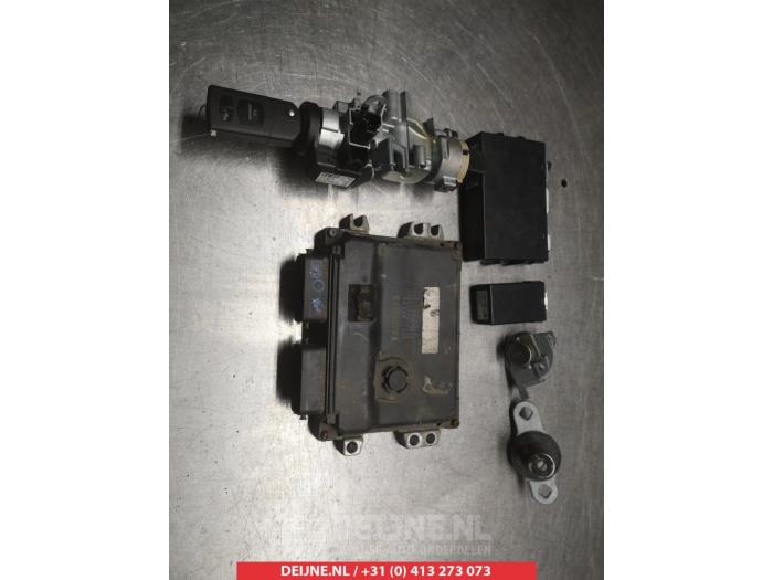 Computer Motormanagement van een Mazda MX-5 (NC18/1A) 1.8i 16V 2006