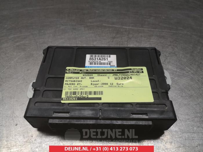 Mitsubishi Pajero Automatic gearbox computer O343301