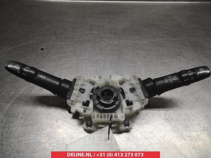 Mitsubishi Pajero Steering column stalk O308864