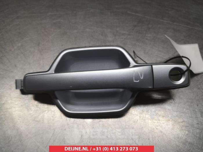 Mitsubishi Pajero Door handle 4-door, front left O277334