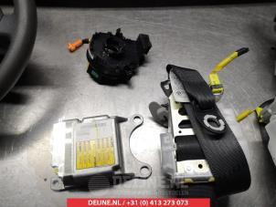 Toyota Prius Airbag Set+Modul O334136 foto 3