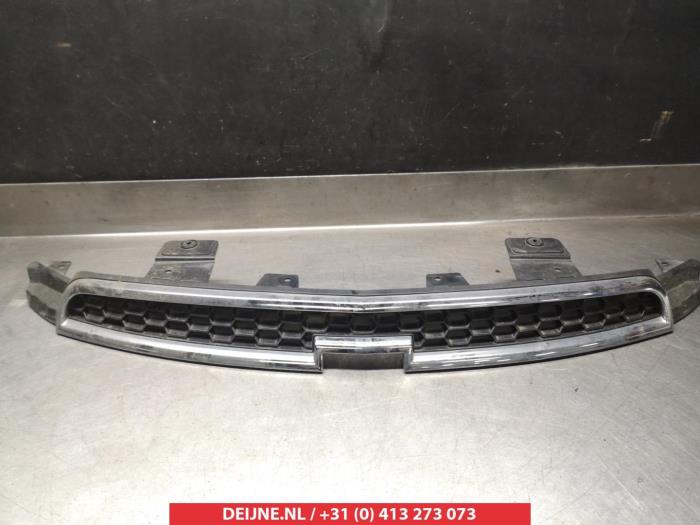 Chevrolet Evanda Grill O265018