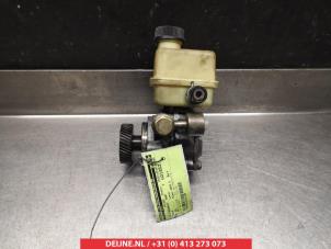 Mazda 6 Power steering pump O330813 photo 2