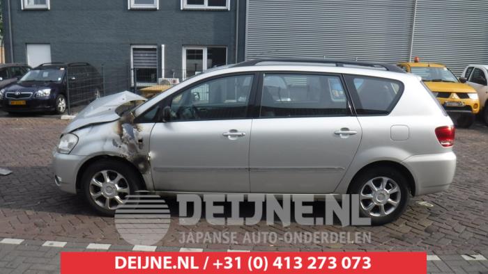 Toyota Avensis Verso Tür 4-türig links hinten O285829