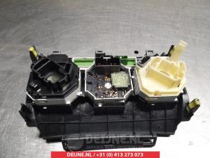 Toyota Verso Heater control panel O306454 photo 2