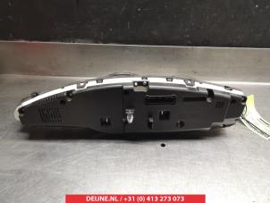 Toyota Verso Tacho - Kombiinstrument KM O305238 foto 2