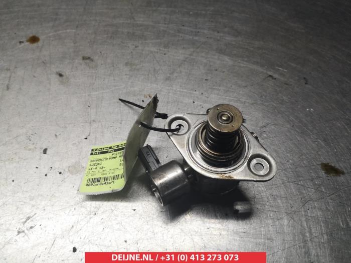 Suzuki SX-4 Brandstofpomp Mechanisch O355304