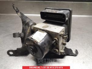 Gebruikte ABS Pomp Mazda 2 (NB/NC/ND/NE) 1.4 CiTD Prijs € 45,00 Margeregeling aangeboden door V.Deijne Jap.Auto-onderdelen BV