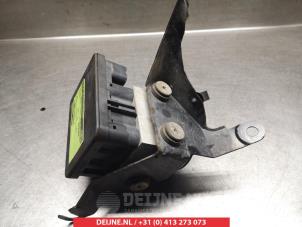 Mazda 2 ABS Pomp O337281 foto 2
