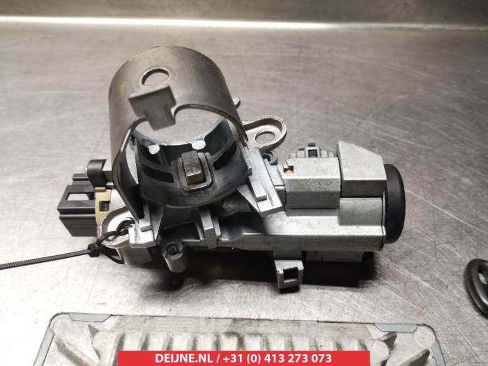 Mazda 2 Zündschloss+Schlüssel O334735