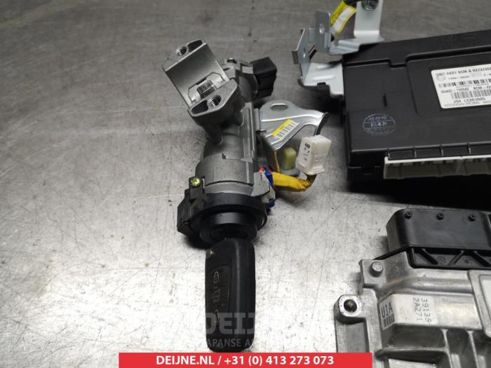 Kia Rio Kontaktslot+Sleutel O335256
