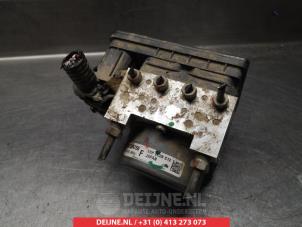 Mitsubishi Outlander ABS pump O337992 photo 2