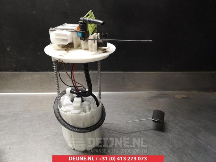 Gebruikte Tank element Pomp Hyundai Tucson (TL) 1.6 GDi 16V 2WD Prijs € 125,00 Margeregeling aangeboden door V.Deijne Jap.Auto-onderdelen BV