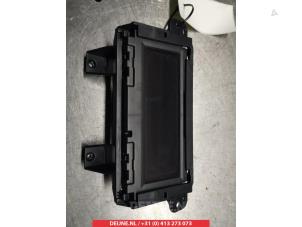 Gebruikte Display Interieur Chevrolet Orlando (YYM/YYW) 2.0 D 16V Prijs € 75,00 Margeregeling aangeboden door V.Deijne Jap.Auto-onderdelen BV