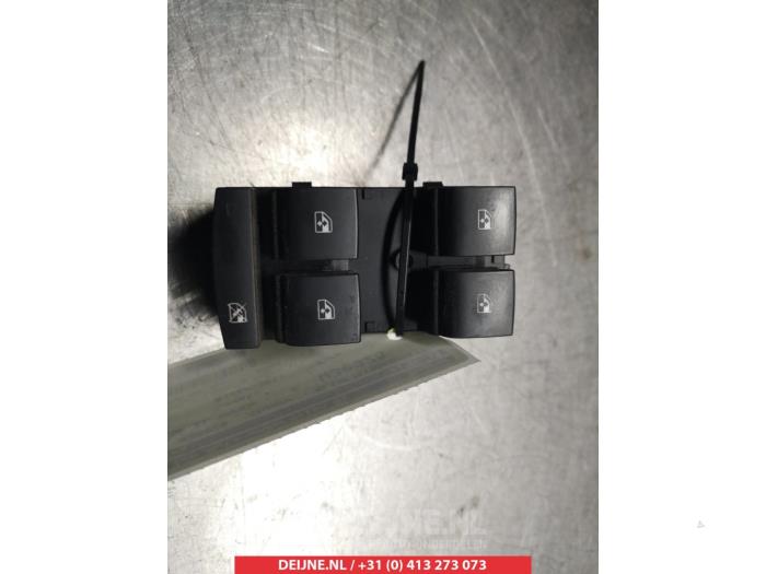Chevrolet Orlando Multi-functional window switch O311362