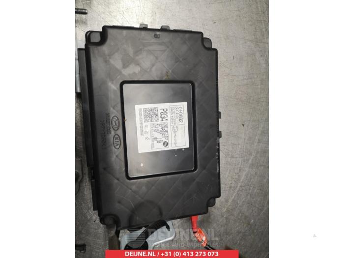 Computer Motormanagement van een Hyundai i30 (PDEB5/PDEBB/PDEBD/PDEBE) 1.6 CRDi 16V VGT 2017