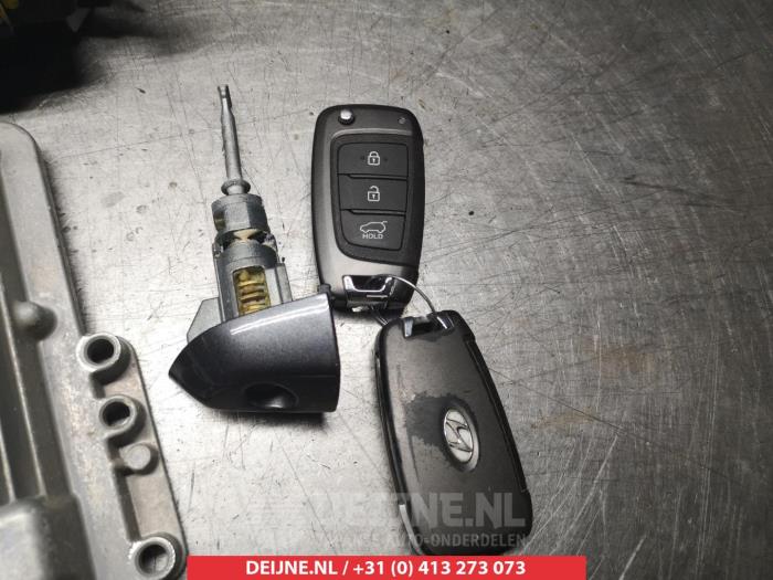 Hyundai I30 Slotenset Cilinder (compleet) O278022