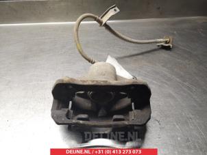 Hyundai I30 Bremszange links vorne O324798 foto 2